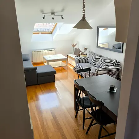 A&m Real Estate Apartment Milladoiro