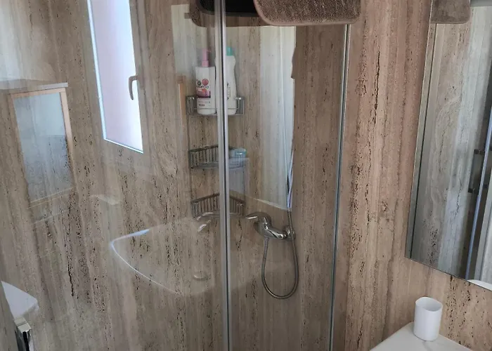 A&m Real Estate * ミヤドイロ